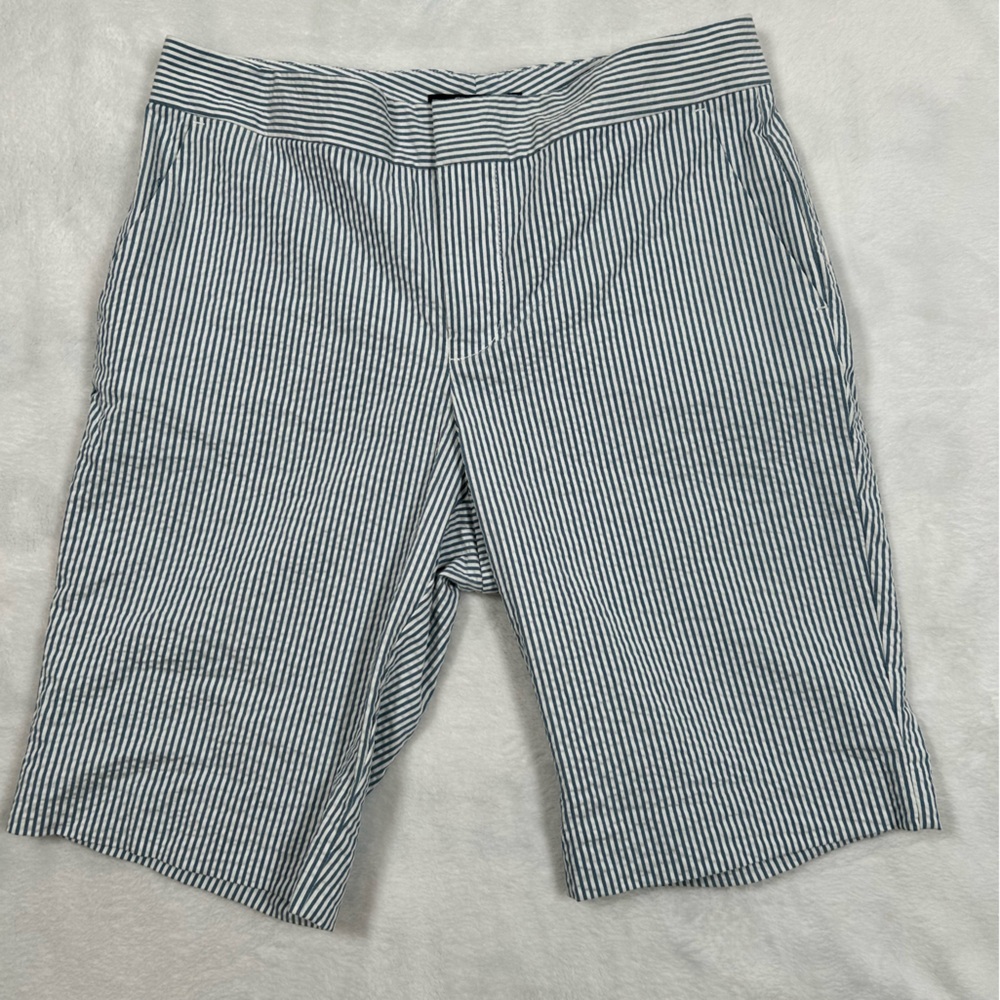 Chaps Striped Bermuda Shorts Women’s Size 10 Blue White Cotton